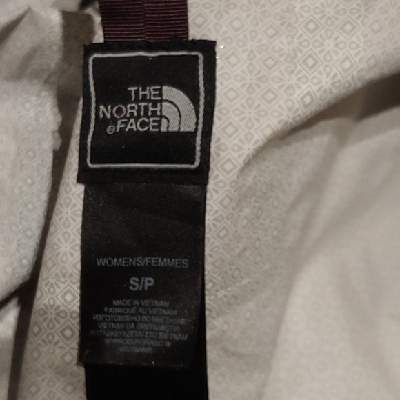 The North Face Hyvent 2.5l Jacket - Picture 7 of 12